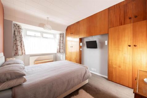 6 Bearton Avenue-09.jpg