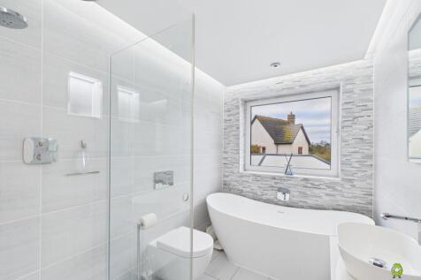 Presented by James at EweMove Bexleyheath and Dart