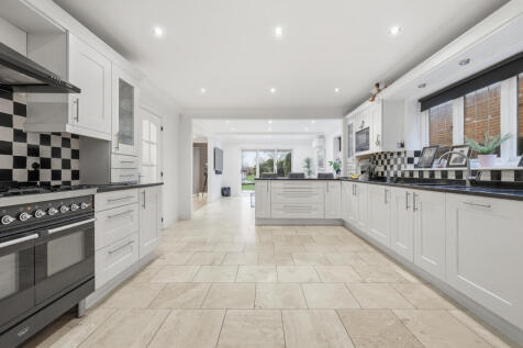 Fully Integrated Kitchen