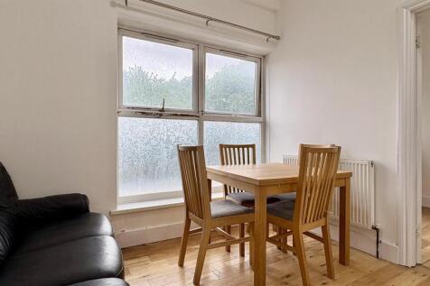 East India Dock Road, London, E14 photo 4