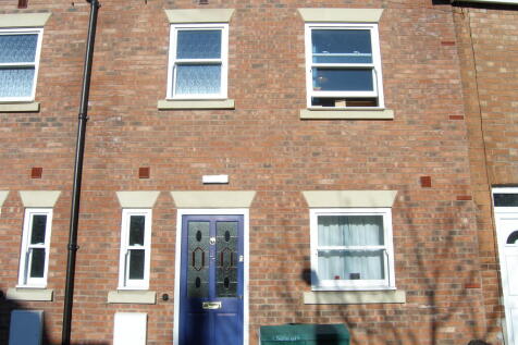 6-bed terraced on 45 Gordon Street, Leamington Spa, £3,510/mo