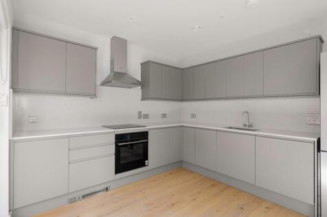 Stonhouse Street, London, SW4 photo 3