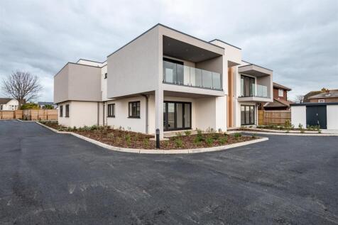 Flat b 118 Sea Front-18.jpg