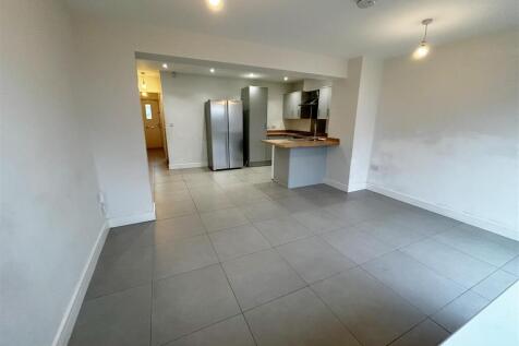 Kitchen_Dining room.jpg