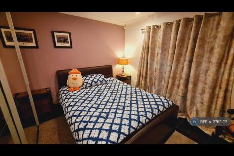 Double Room , Shared Bathroom 