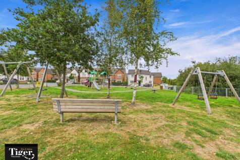 CAM02176G0-PR0684...