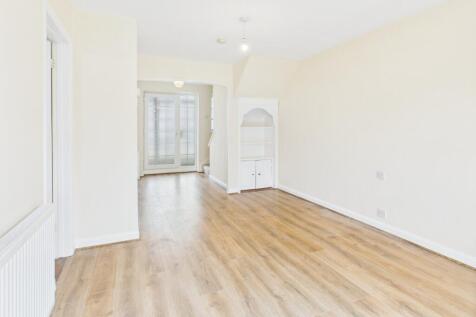 Keston, BR2 - property photo