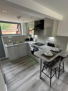 Trinity Close, STRATFORD-UPON-AVON, CV37 6BQ photo 5