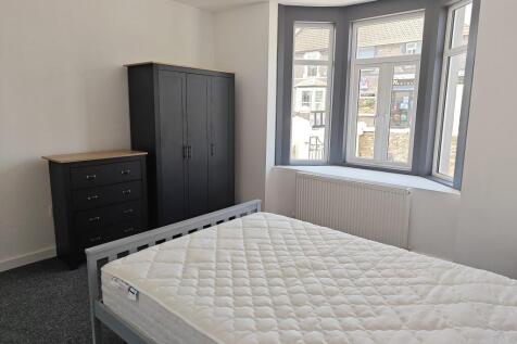 Room 1, Drove Road, Weston-super-Mare, BS23 3NN photo 3