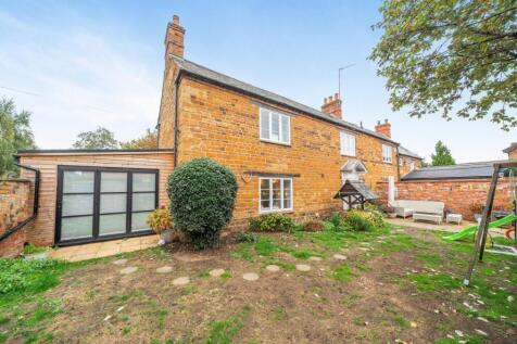 The Farmhouse, 10d Middle Street