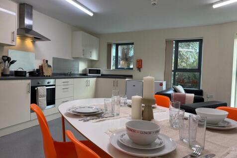 6-bed house on 6 Bed all en-suite // Longdales Road // Lincoln Bishop Uni, £542/mo