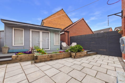 2- Rob Hammond EweMove Pontefract