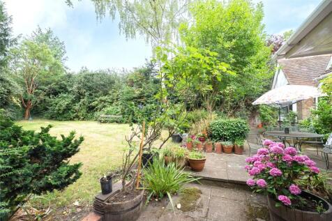 London, SW19 - property photo