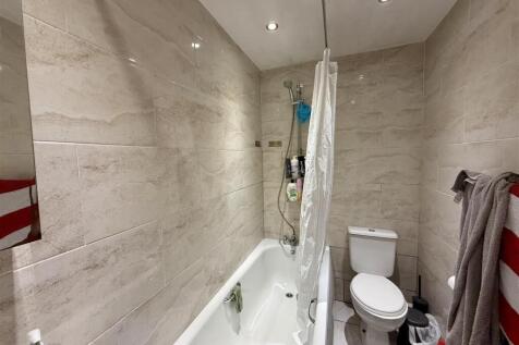 Colum Road, Cathays photo 4