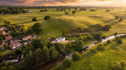 Iron Lock Cottage - Drone - 014.jpg