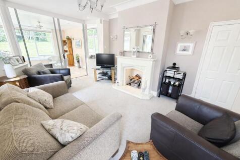 living room .jpg