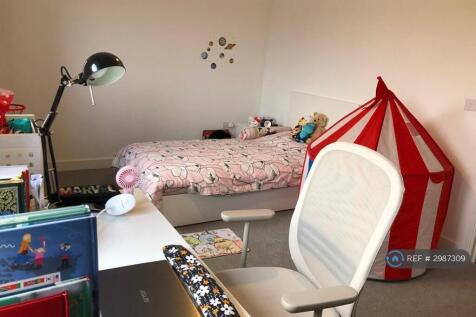 Double Bedroom 3