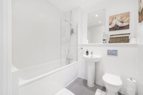 Flat 4, Japonica Apartments - cb3yUmFU0AuRLxPY1lAs