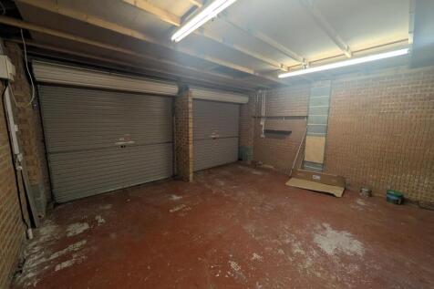 Detached Double Garage.jpg