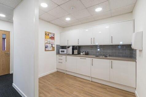 Serviced Office to rent Image 7