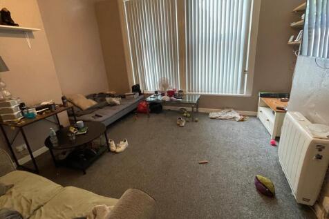 WhatsApp Image 2025-08-13 At 15.39.13 Ca57bf85 T202508131546.jpg