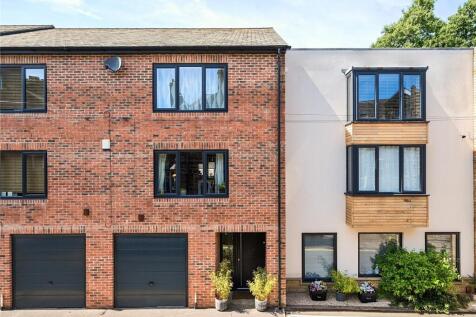 Harrogate, HG1 - property photo