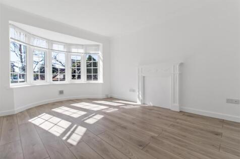 7 St Lawrence Court-001.jpg