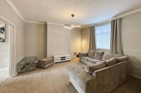 WhatsApp Image 2025-03-25 at 12.31.08_80a975c3_1.j