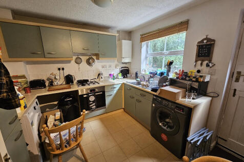 Baker Crescent,  Lincoln, LN6 photo 3