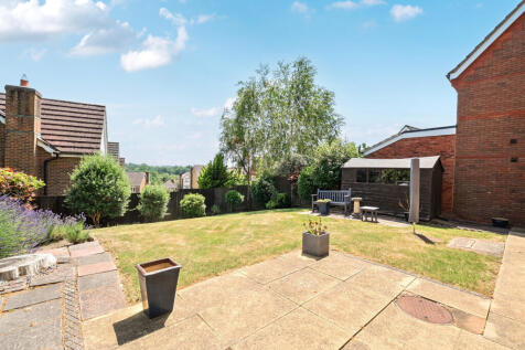 1483052-5-6a3bd5f...