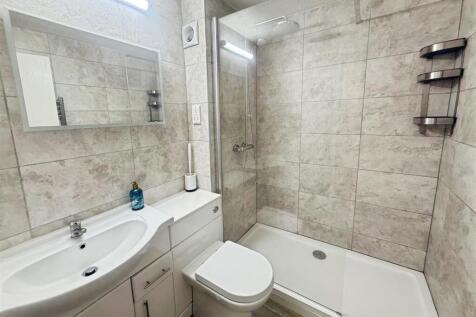 Allenview Road, Wimborne photo 4