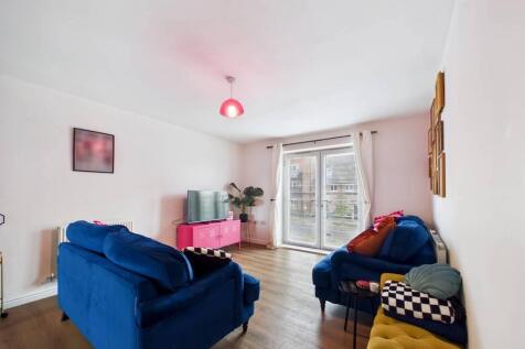 Pipit Court, Stanway, Colchester, CO3 photo 3