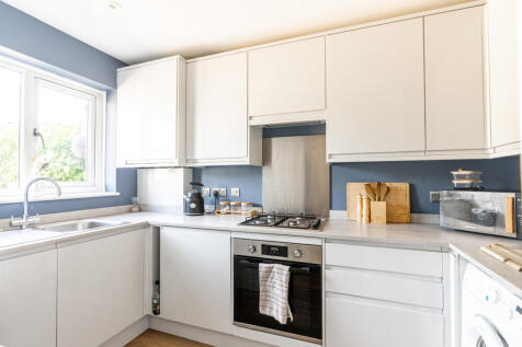 Holmbury, St Marys Court, Guildford Road, St Albans, AL1 photo 3