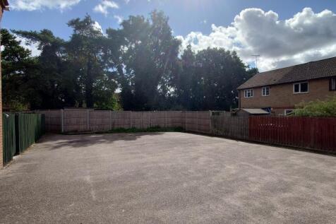 Thistle Close, Thetford, Norfolk, IP24 2YB photo 5