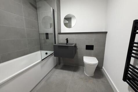 007 Bathroom