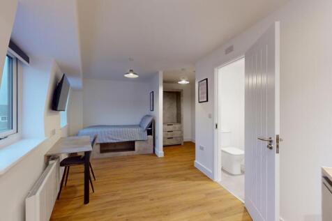 1-bed house on Lemyngton Street, Loughborough, £845/mo