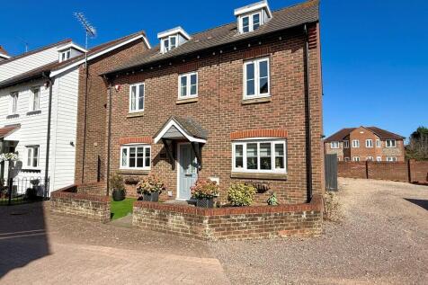 35 Lucksfield Way...
