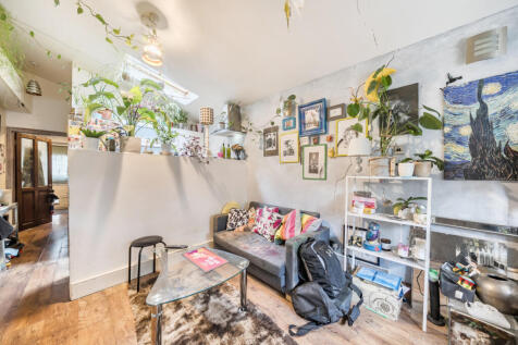 1369454-12-68f249...