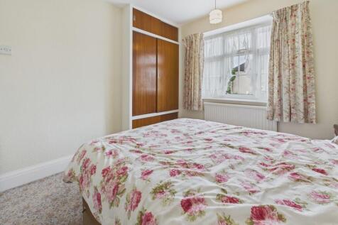 CAM04273G0-PR0158...