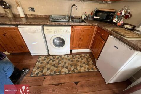 11 Burford Street Hoddesdon via properties estate letting commer