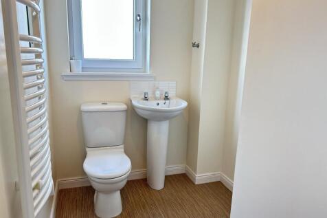 Larchwood Drive, Milton of Leys, Inverness, IV2 photo 5