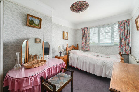 10 quarry cottage...