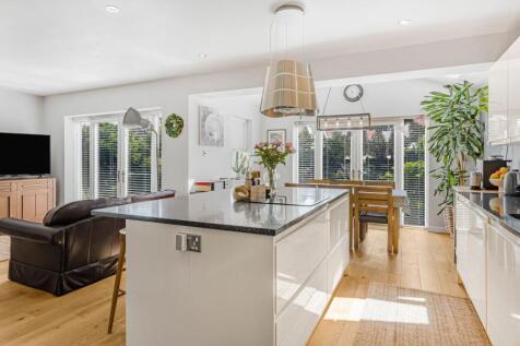 Open Plan Kitchen/Dining/Family Room
