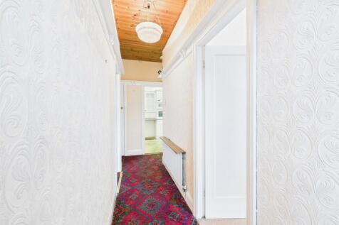 Hall 1.jpg