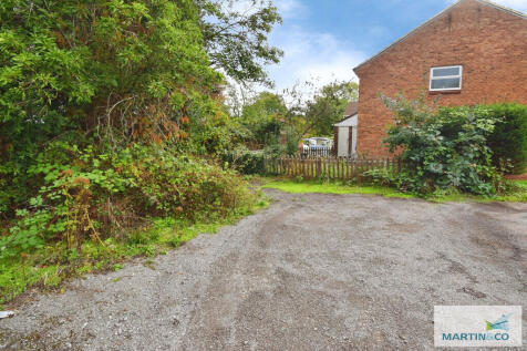 26 Sudgrove Close...