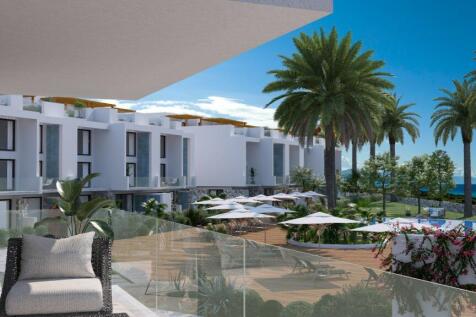 Luxury 3 Bedroom Penthouse with panaromic views with 5-min walt to beach Image 9999