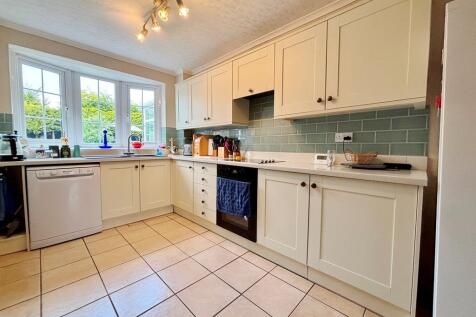 Kitchen.JPEG