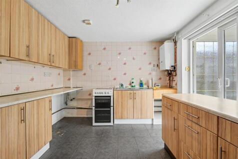 Kitchen_1.jpeg