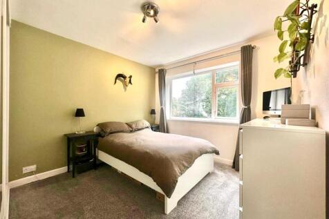 WhatsApp Image 2025-09-24 at 16.08.29_89b86c60.jpg