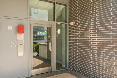 1306606-19-68516c...